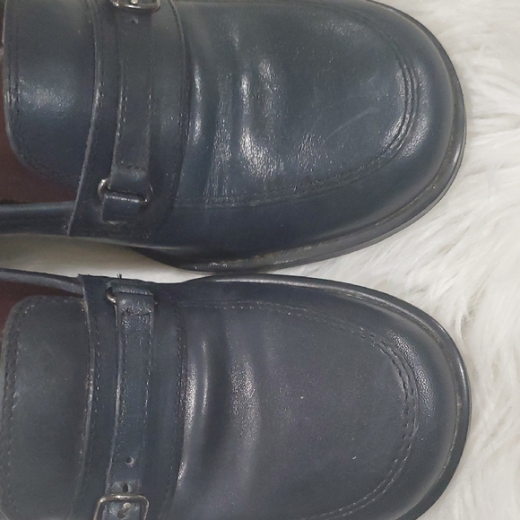 Jones Wear Women's Navy Loafers with Buckle - Picture 8 of 14